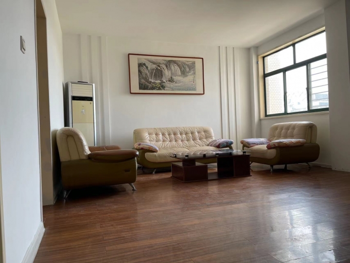 楼房出租 汇泉花园4楼 精装 拎包入住