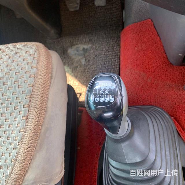 出售二手重汽汕德卡牵引车头540马力20年国五