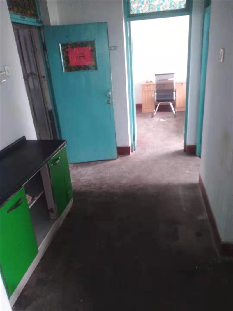 双实验 大润发附近