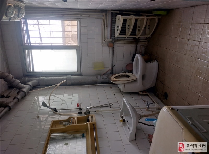 商贸城南缝纫机厂宿舍楼3室 2厅 1卫700元/月