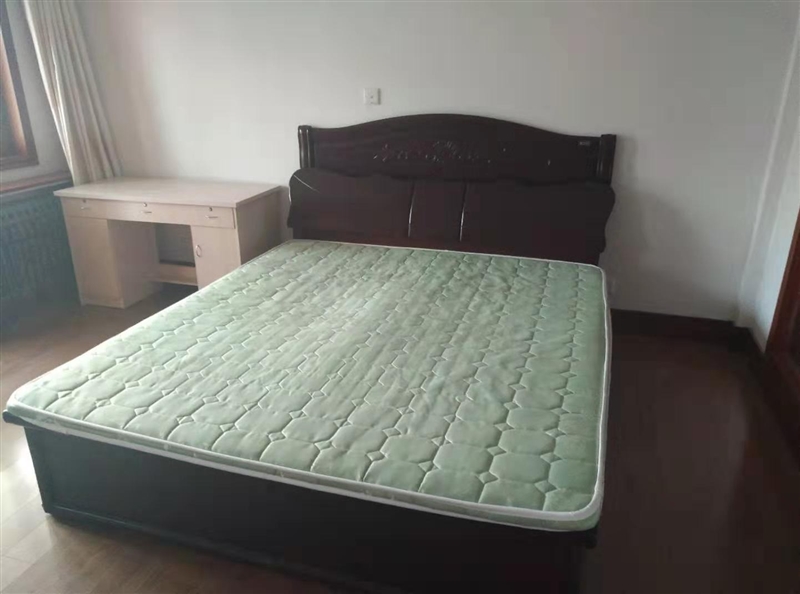 老一中陪读房两室两厅低层,拎包入住