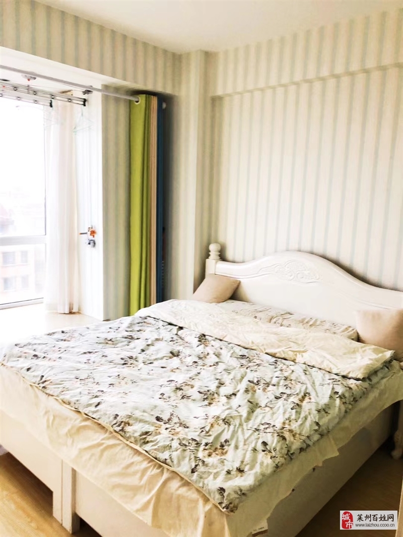 翔龙云海新房首租!1室1厅1卫2400元/月