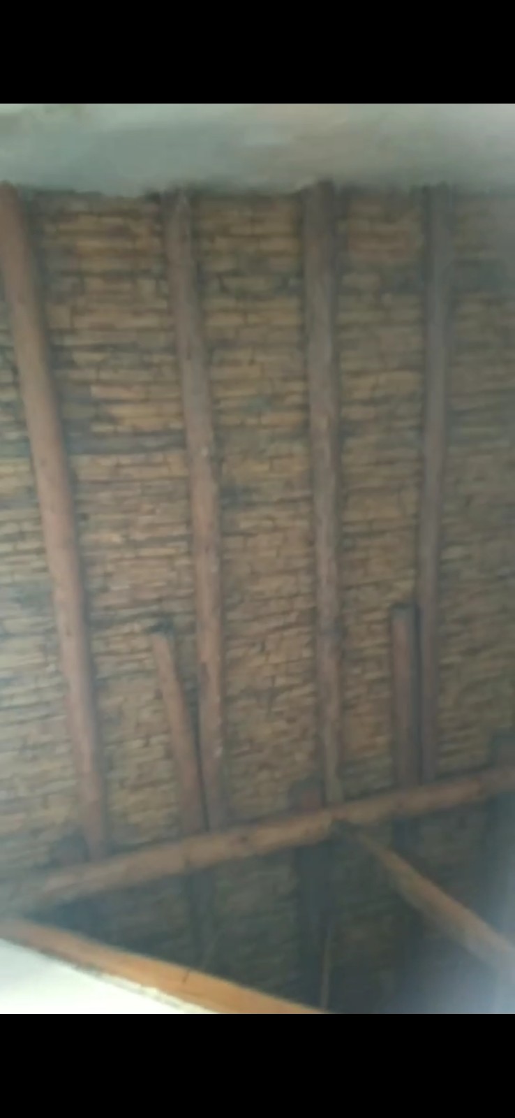 屋梁,红瓦,出售