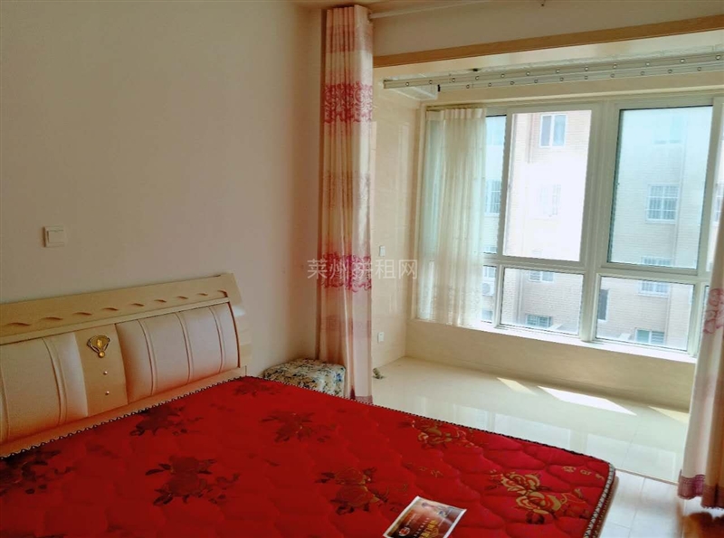 中医院,小飞象附近,精装修,带家具家电,拎包入住