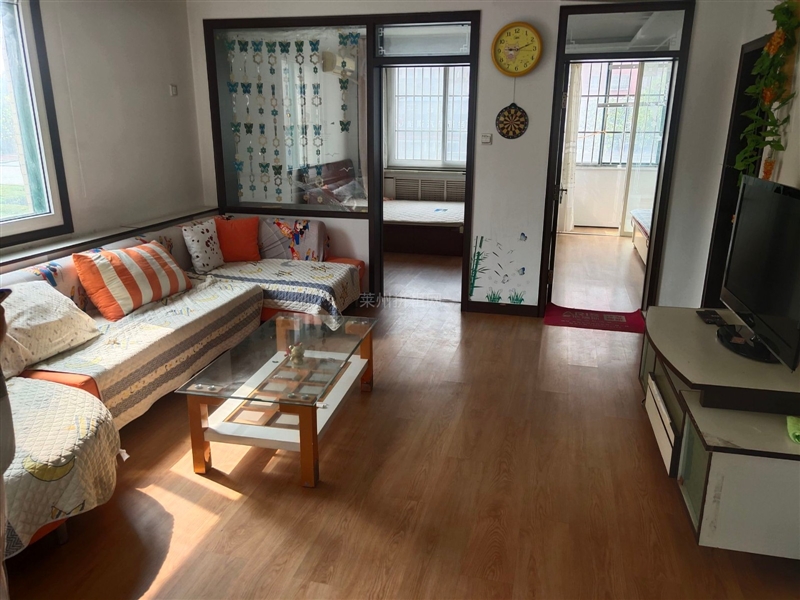 双语附近,叶县公园附近,精装低楼层,带家具家电,拎包入住