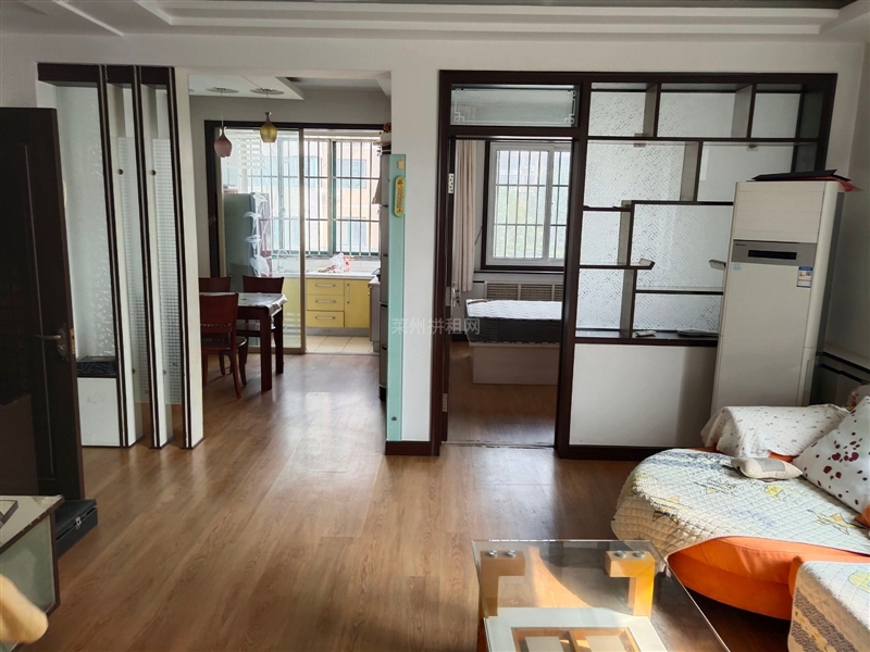 双语附近,叶县公园附近,精装低楼层,带家具家电,拎包入住