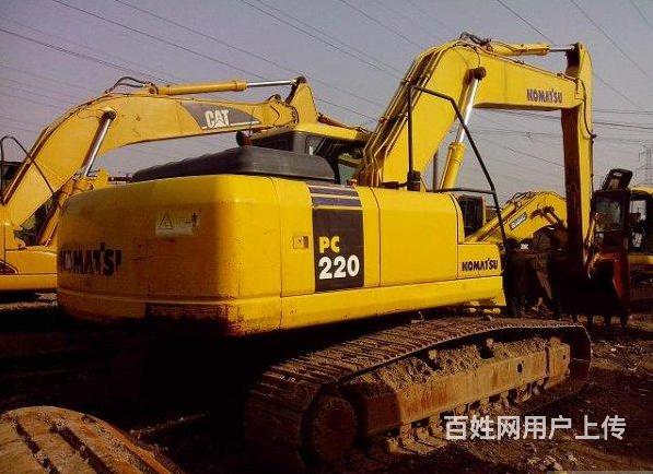 低价出售原装小松200、220、240等二手挖掘机