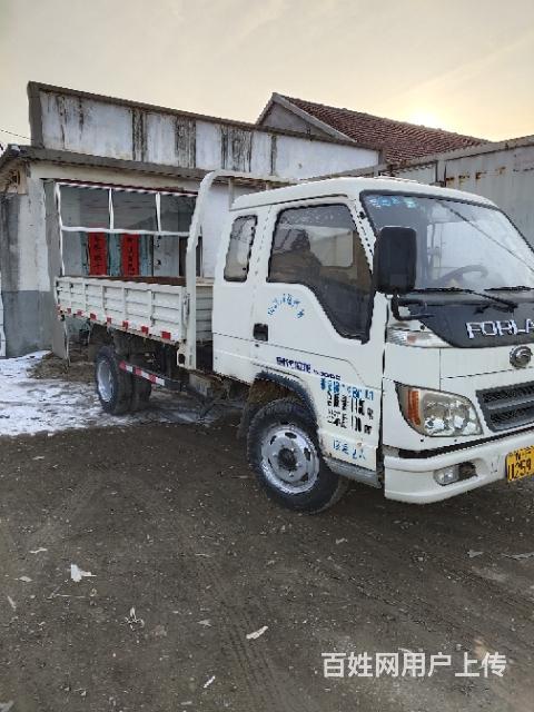 福田油顶自卸