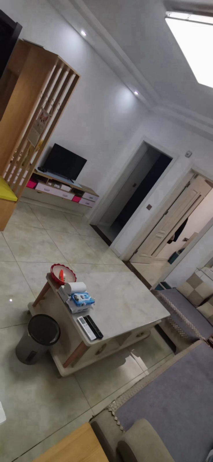 出租城南电梯精装两室