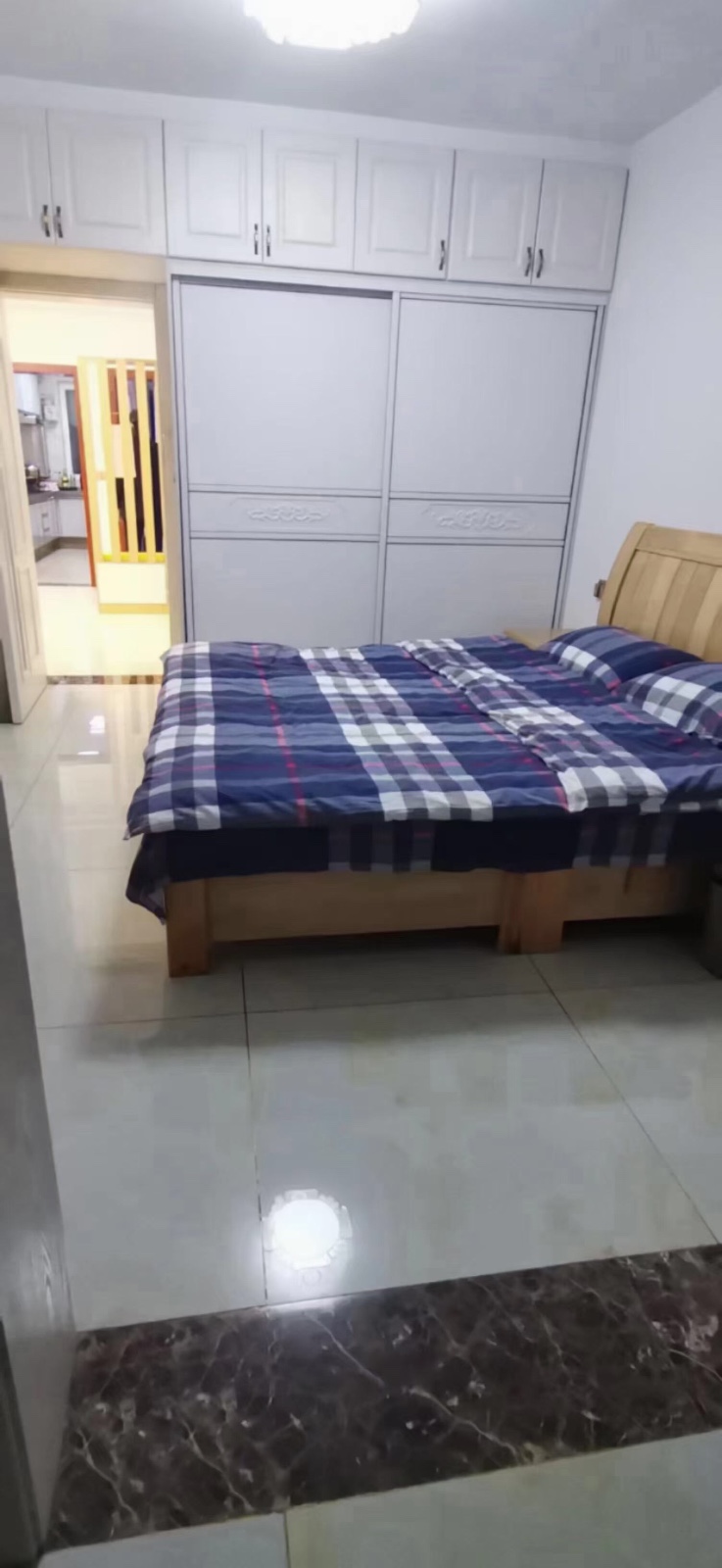 出租城南电梯精装两室