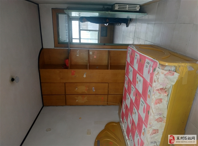 商贸城南缝纫机厂宿舍楼3室 2厅 1卫800元/月