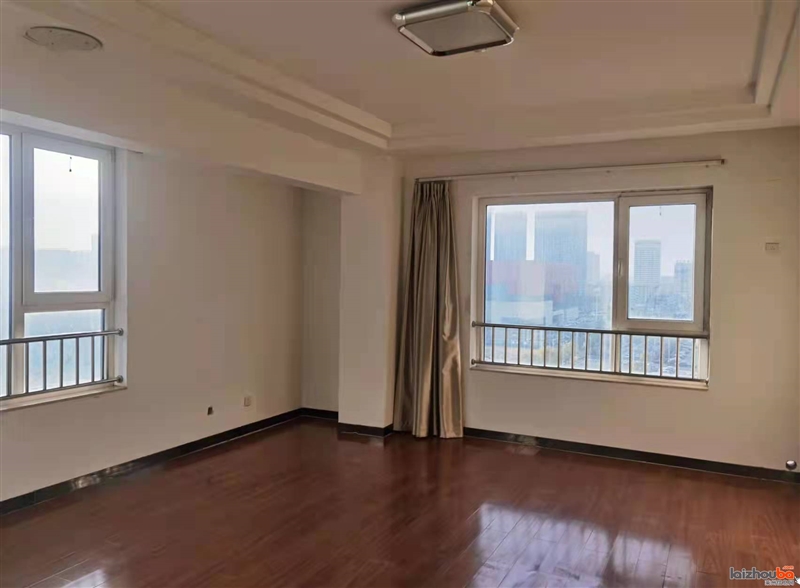 宏亭大厦10楼南向出租