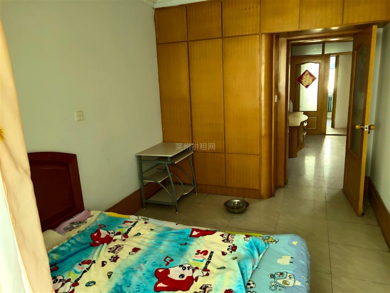 教育路小区,精装一楼,带家具家电,拎包入住