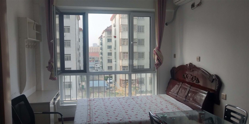 小区洋房公寓,电梯房安静,带家具家电,拎包入住