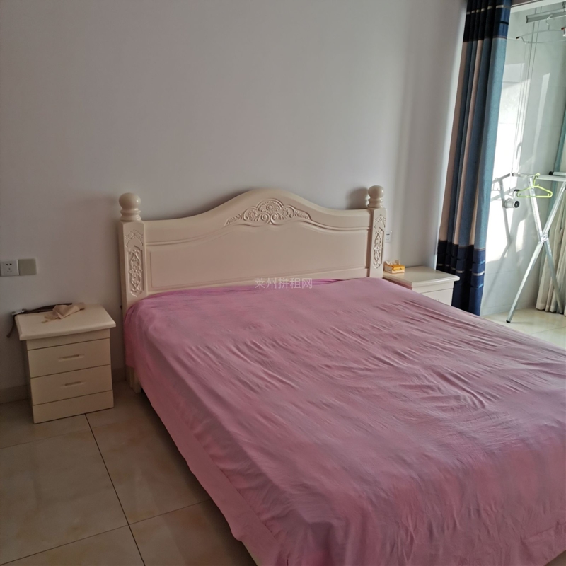 万通市场附近,滨河城高档小区,人车分流,电梯房,带家具家电,