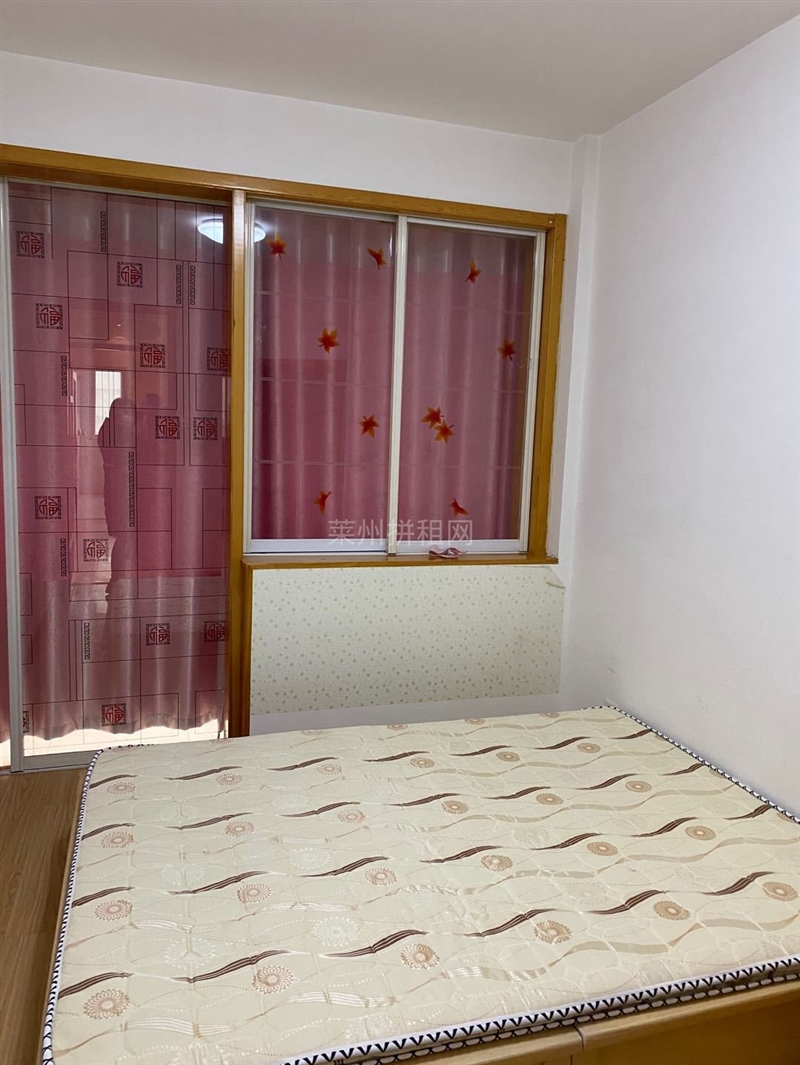 大润发附近,精装低楼层,带家具家电,拎包入住