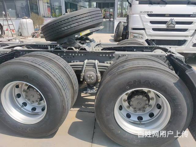 出售一台新车汕德卡牵引车 540马力国五库存