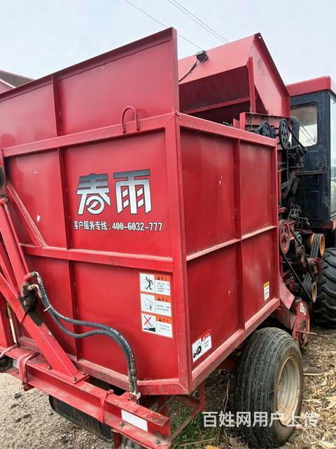 精品16年春雨二行玉米收割机