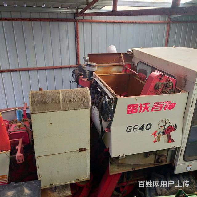 福田雷沃GE40小麦收割机