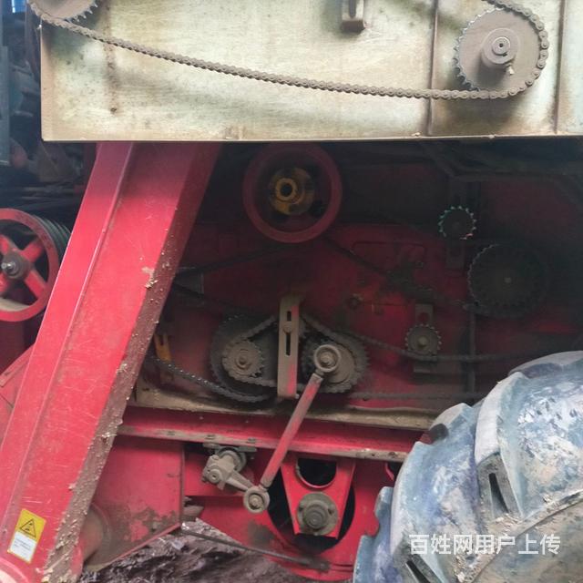 福田雷沃GE40小麦收割机