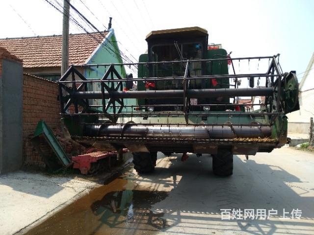 小麦收割机1065特惠出售