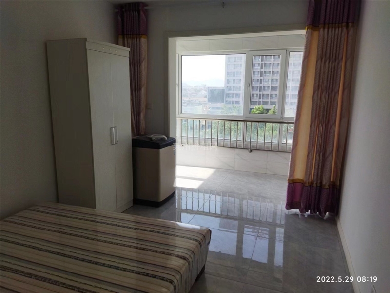 市中心,利群附近电梯房,带家具家电,拎包入住