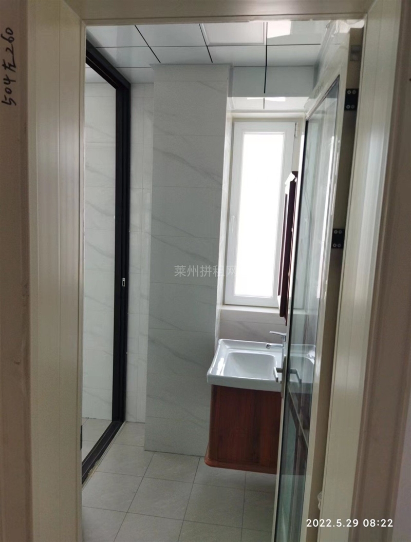 市中心,利群附近电梯房,带家具家电,拎包入住