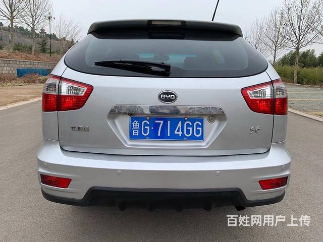 比亚迪S6 2011款 2.0 手动 豪华型