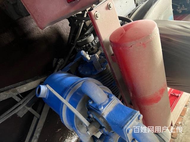 30拖拉机,吸粪车,玉米收割机