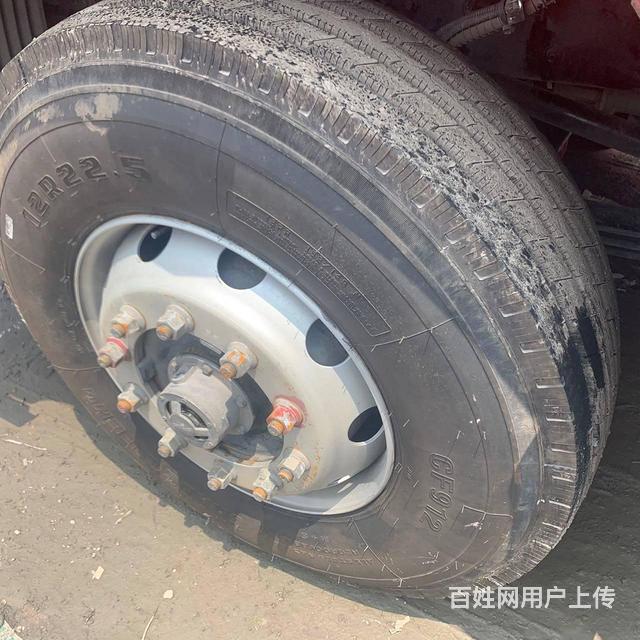 出售二手解放平板载货车 前四后八9米6平板国五排放