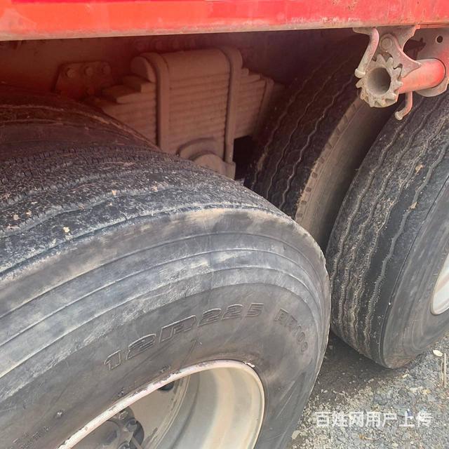 出售二手解放平板载货车 前四后八9米6平板国五排放