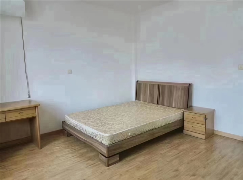 3捡漏房源,城东博雅花园,带车库仅售51万8