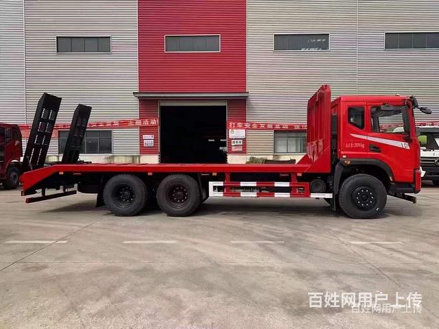 东风T5后八轮挖机平板拖车 价格