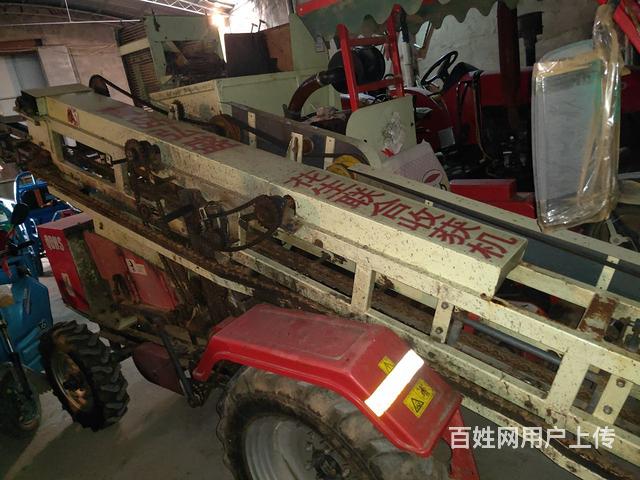 青岛宏盛花生联合收割机