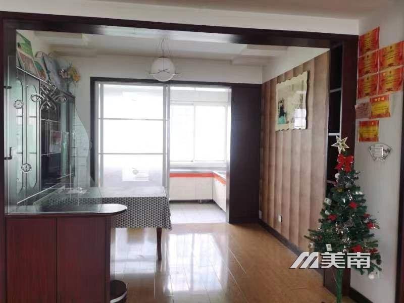 3祥和名苑2楼,南北通透的全明户型,带部分家具家电,仅售43万