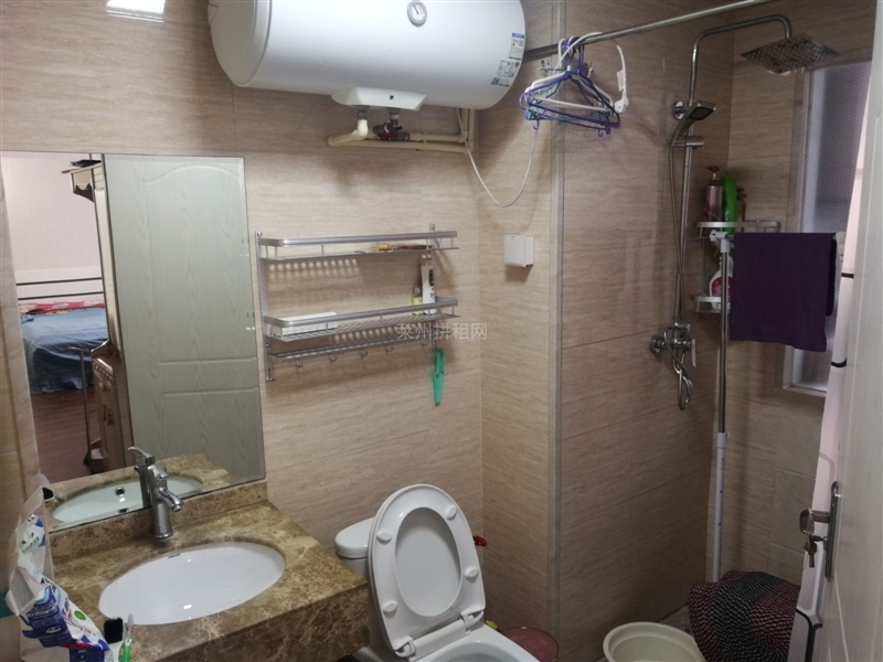 领海公馆,精装电梯房,独立厨房,带家具家电,拎包入住