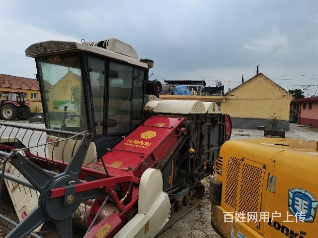 18年沃得飞龙履带收割机