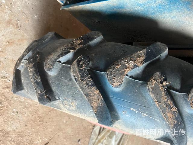 350拖拉机托盘