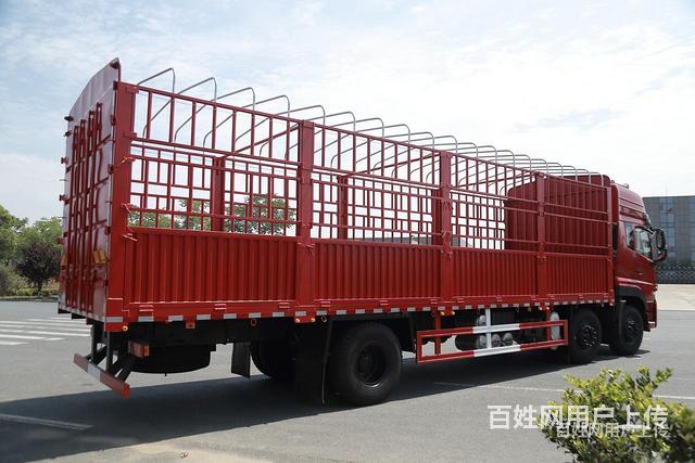 前四后四9.6米高栏载货车 快递载货运输车 价格是多少钱
