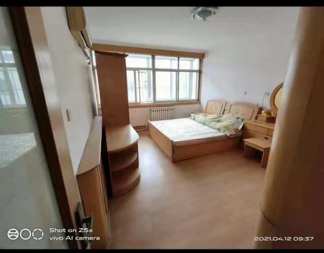 利群附近上班的小姐姐