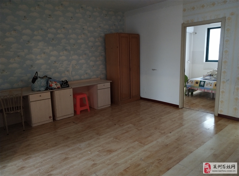 文萃佳苑3室1厅1卫1500元/月