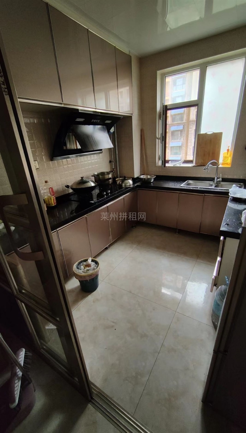 城南电梯房,云峰丽景,客厅朝阳,带家具家电,拎包入住