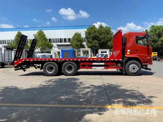 新款大运后八轮平板运输车平板拖车 多少钱