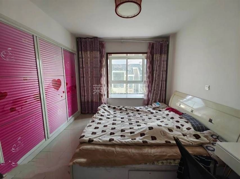 半岛龙庭,高职附近,精装电梯房,带家具家电,拎包入住