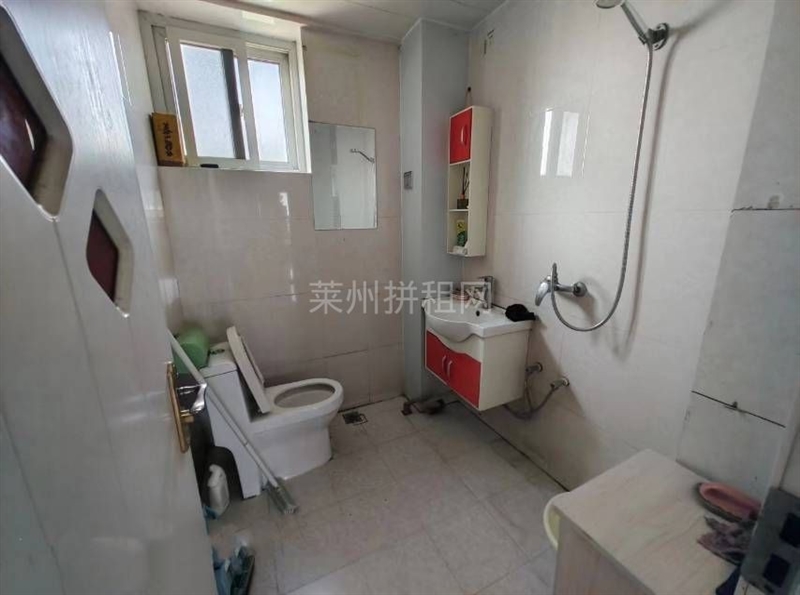 半岛龙庭,高职附近,精装电梯房,带家具家电,拎包入住