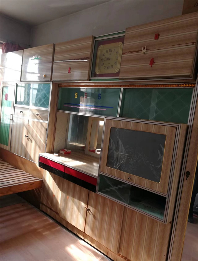 莱州开发区啤酒厂路西家属楼出租