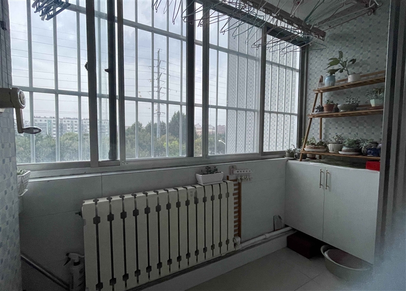南小区新区3楼2室朝阳