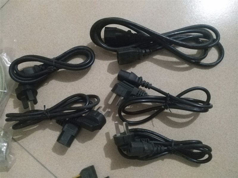 H61主板,风扇,刻录机,延长线,转接头,