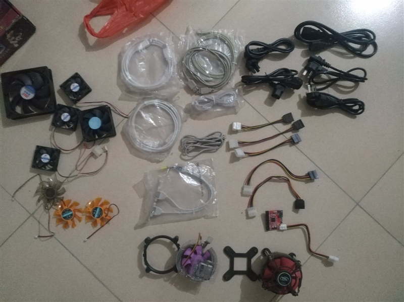 H61主板,风扇,刻录机,延长线,转接头,