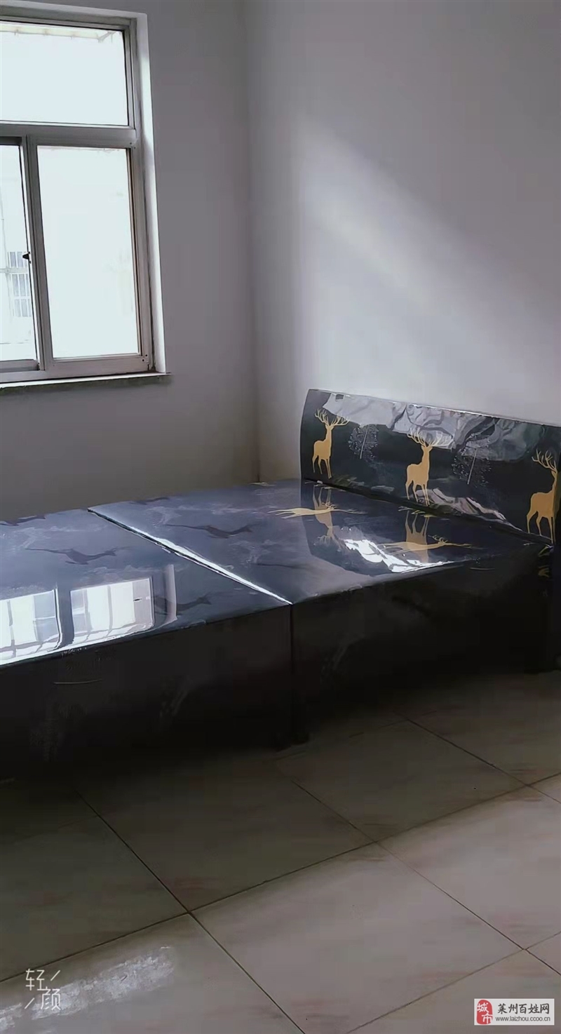 实验中学正对面二楼3室 2厅 1卫1300元/月